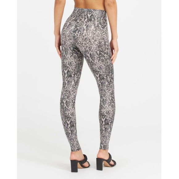 Spanx - Faux Leather Snake Shine Leggings in Grey Snake - Picture 2 of 6